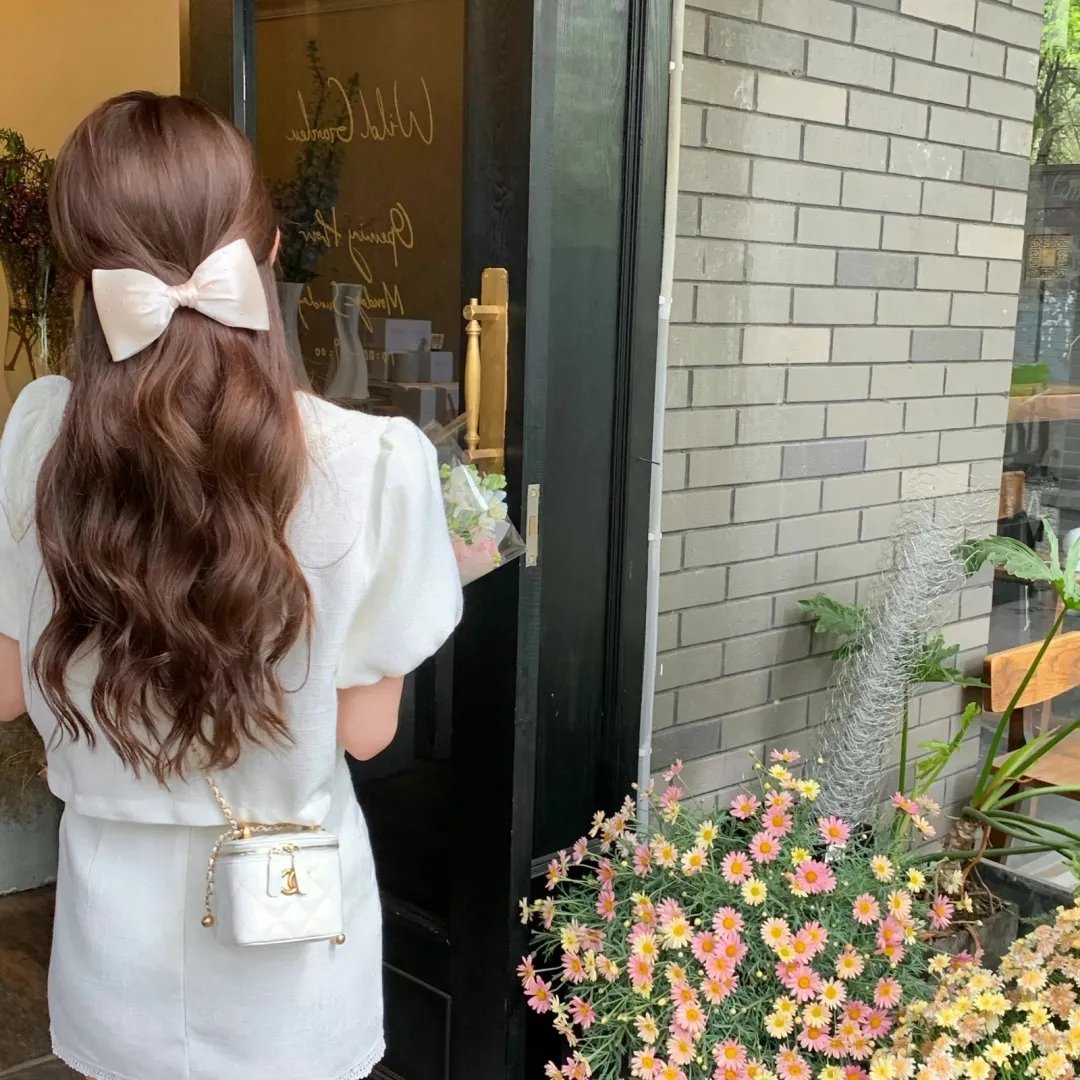 花吃了那女孩海报